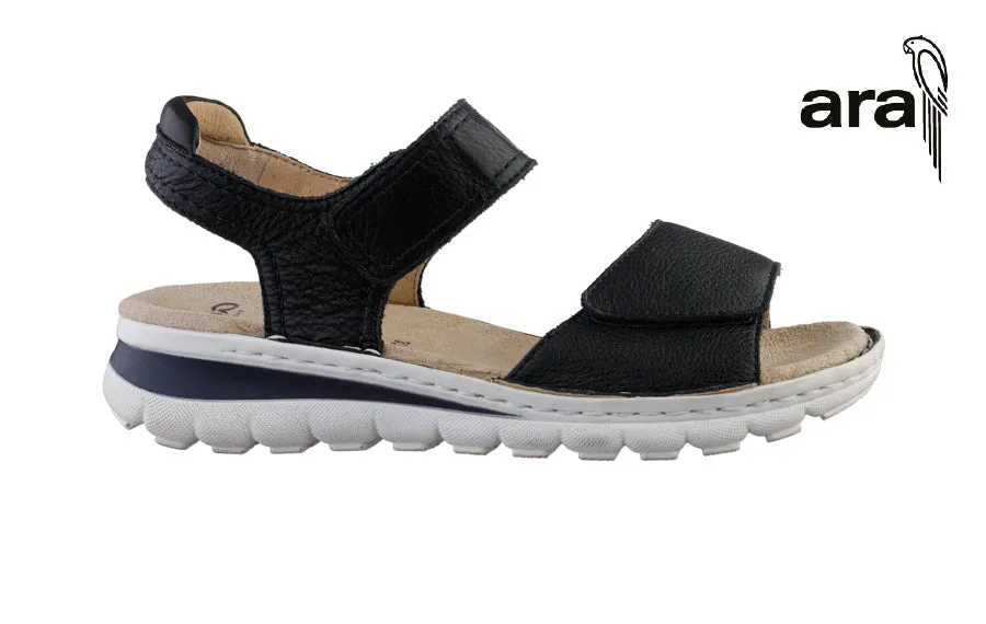 Ara Lois Navy