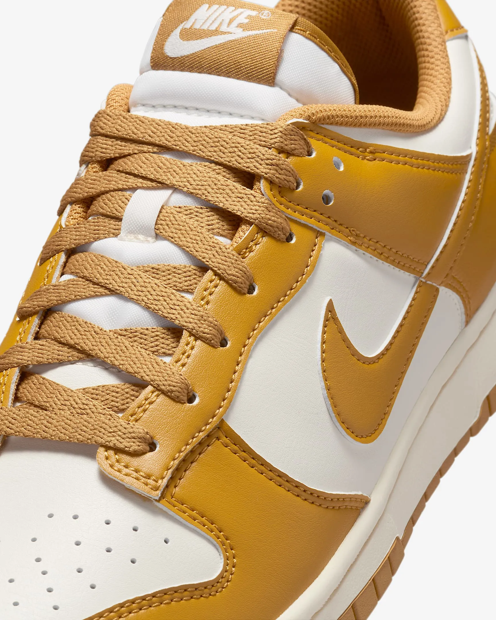 Dunk Low Retro