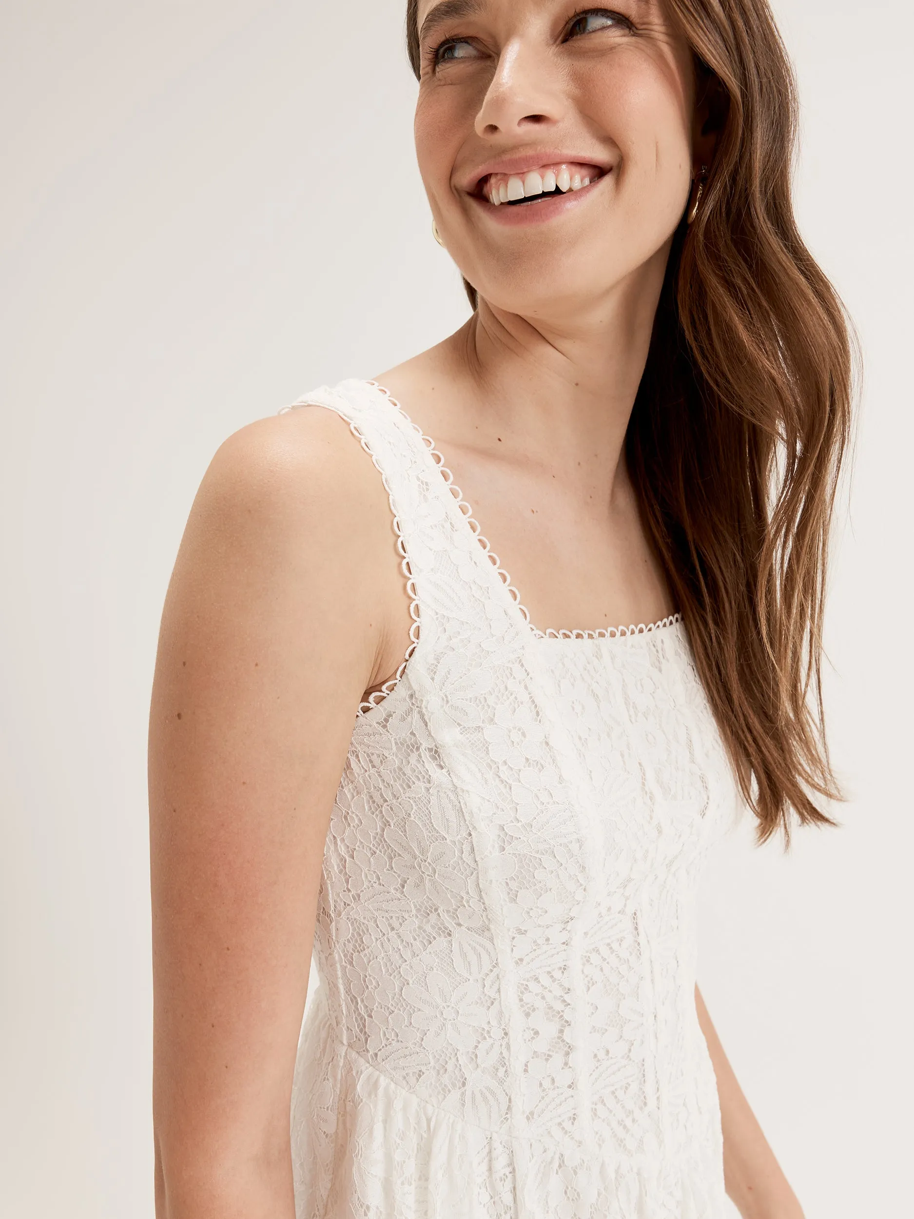 Jolie Lace Dress