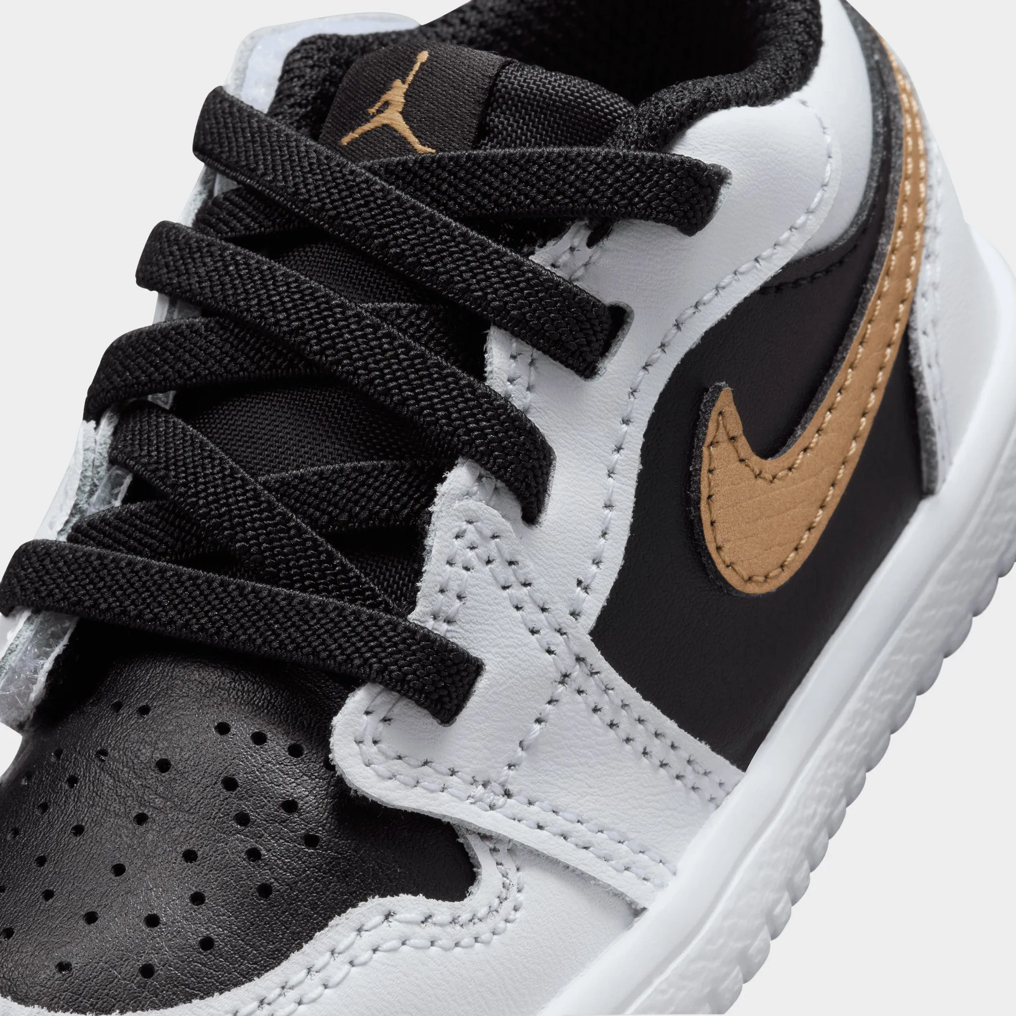 Jordan 1 Low Alt White / Metallic Gold - Black