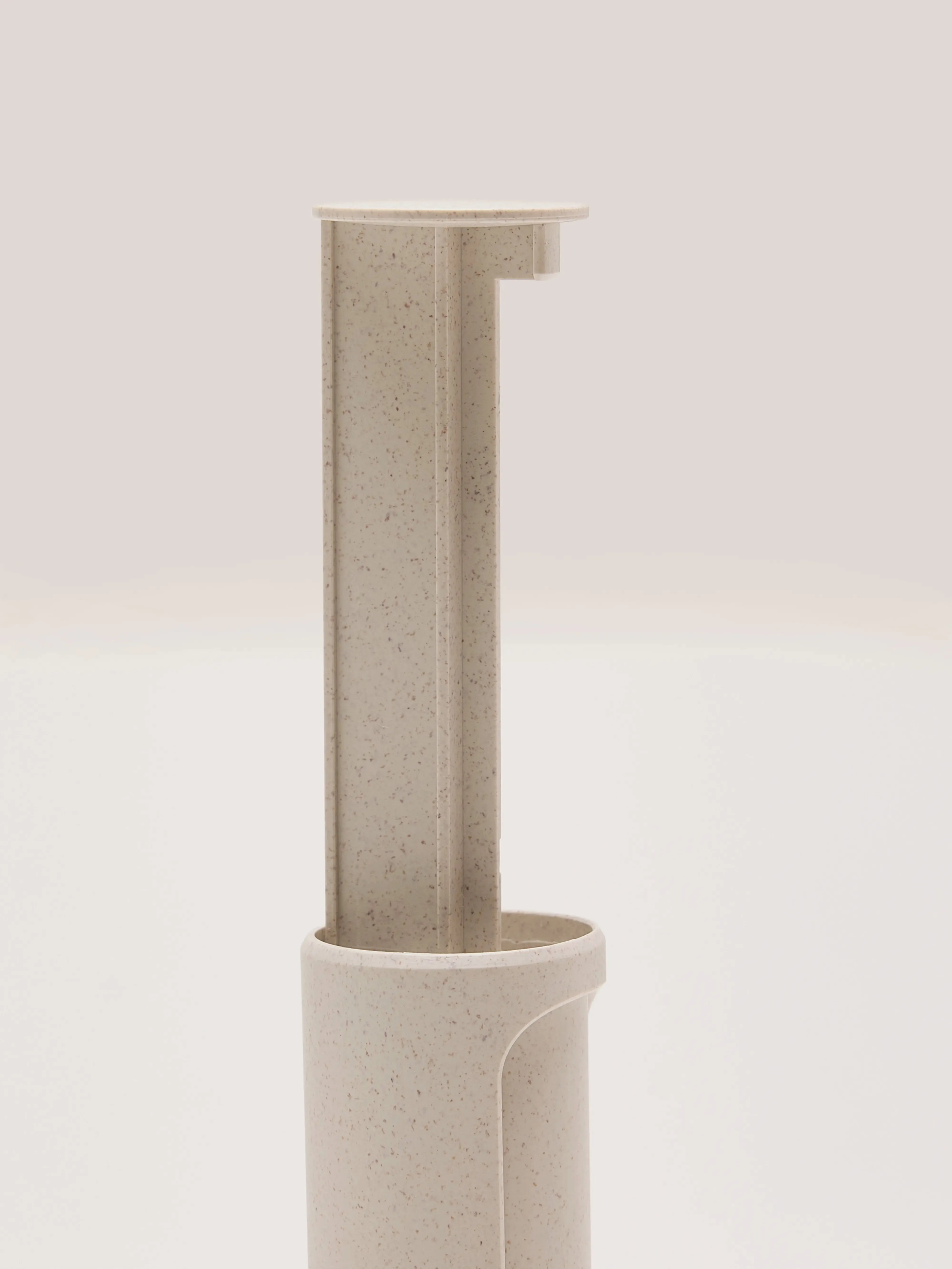 Lint Brush (242 / W / SAND)