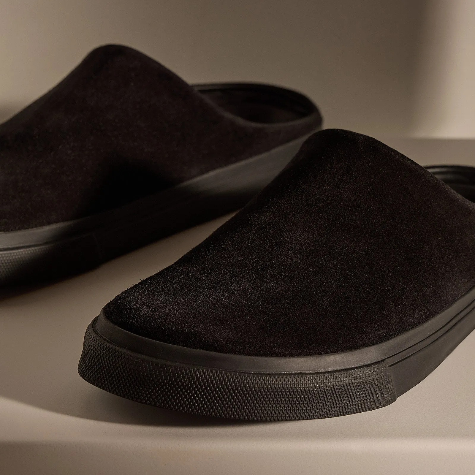 Men's Suede Clog - Black