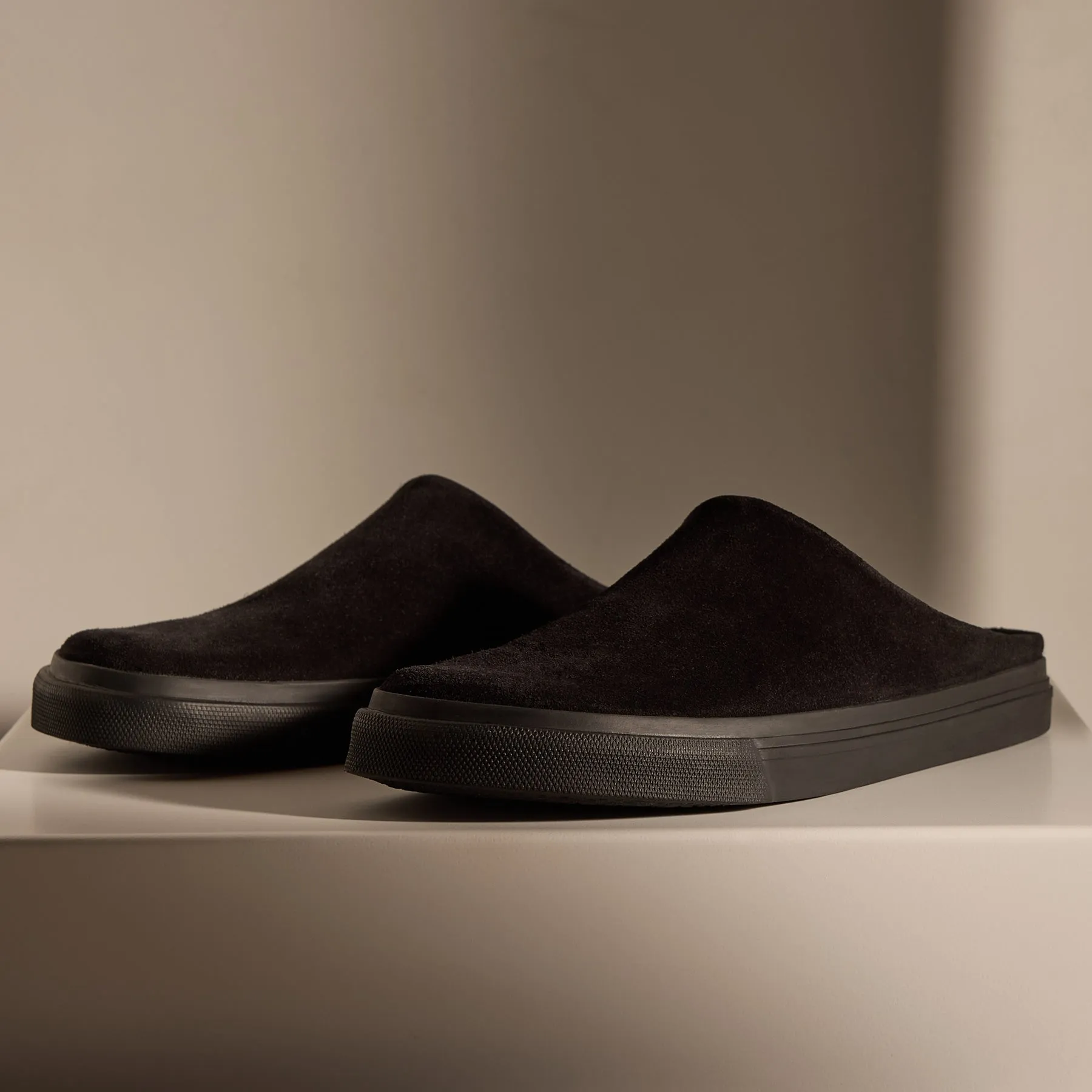 Men's Suede Clog - Black
