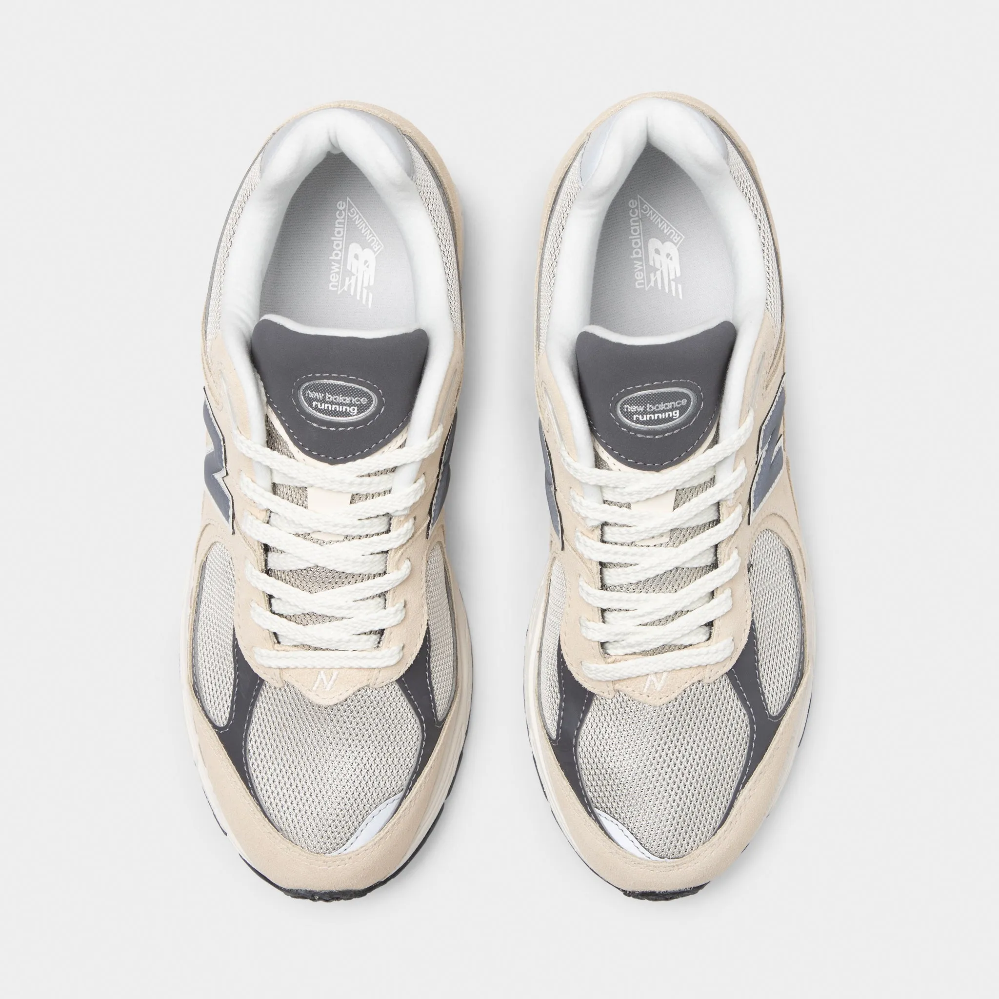 New Balance 2002RFA Sandstone / Magnet