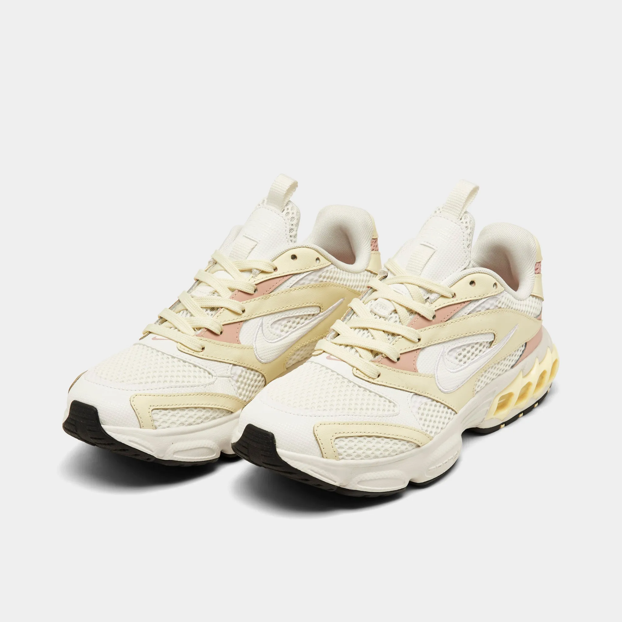 Nike Women's Zoom Air Fire Coconut Milk / Summit White - Pink Oxford