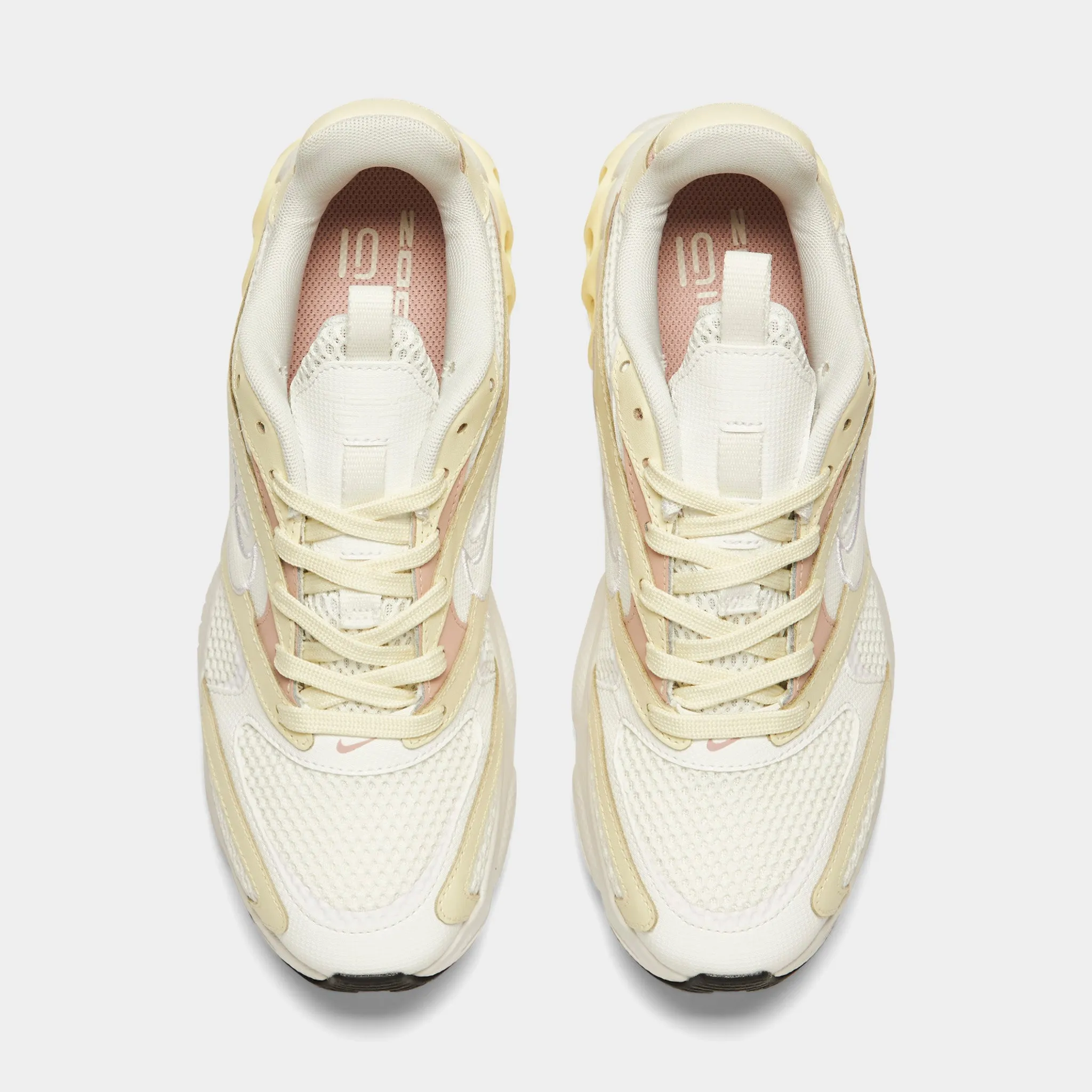Nike Women's Zoom Air Fire Coconut Milk / Summit White - Pink Oxford