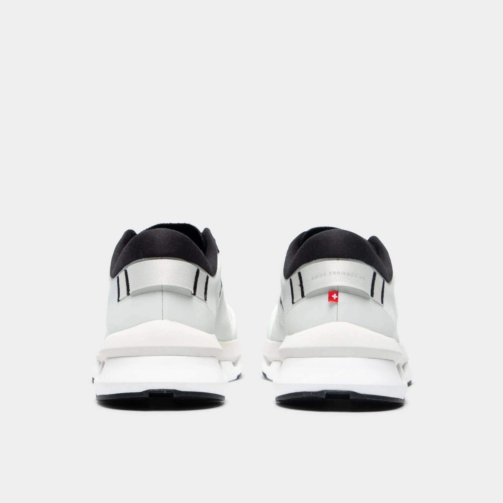 On Women's Cloudzone Ice / Black