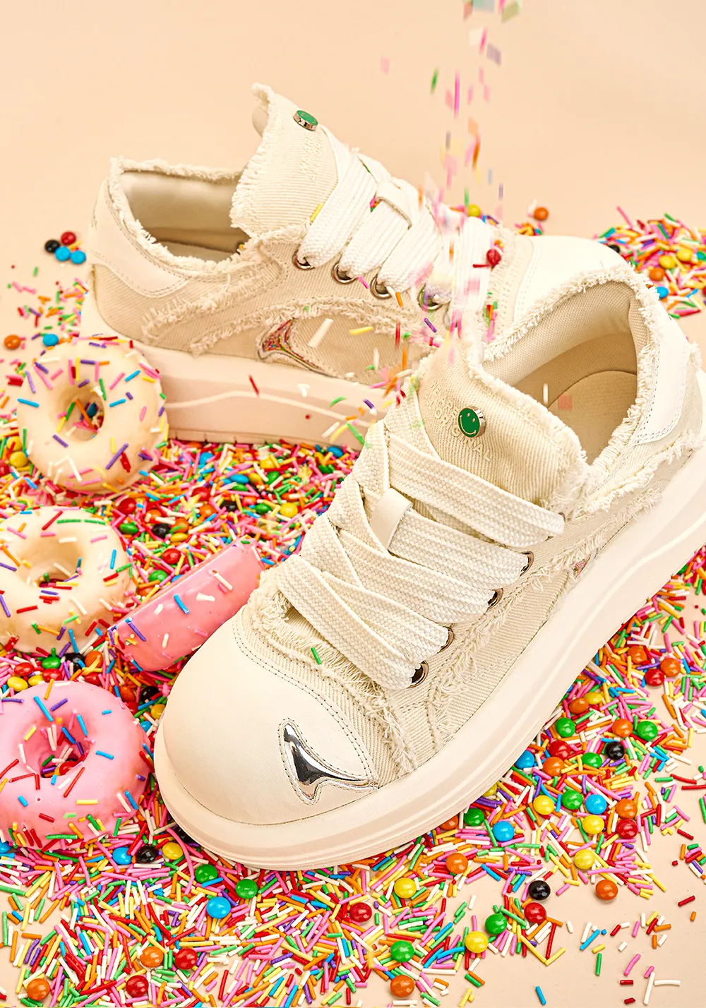 SMILEY丨Beluga Series-White