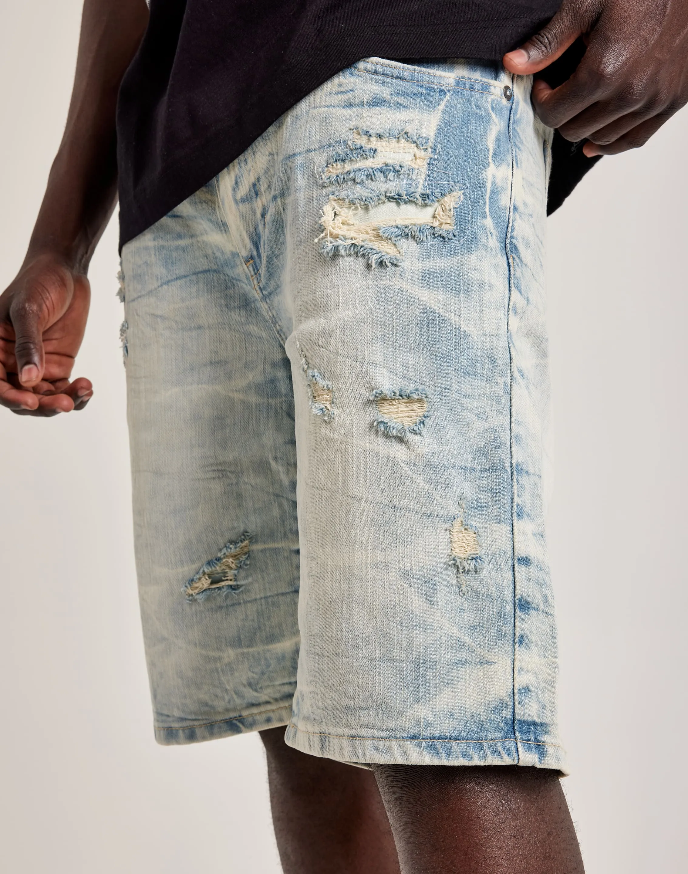 Smoke Rise Clean Hem Shorts