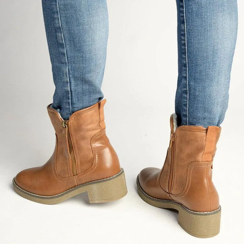 Soft Style by Hush Puppies Bosley Ankle Boot - Brown