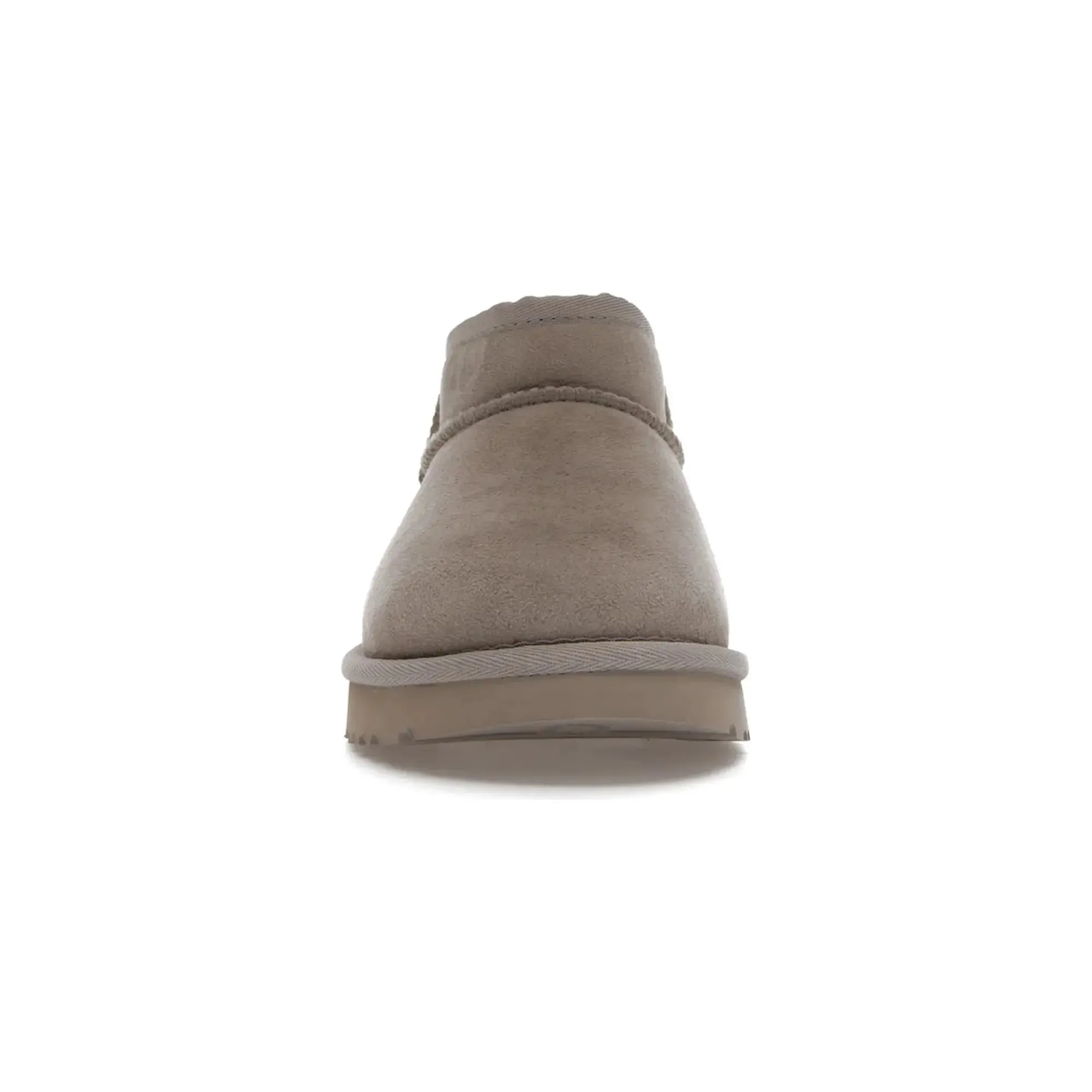 UGG Classic Ultra Mini Boot Goat (W)