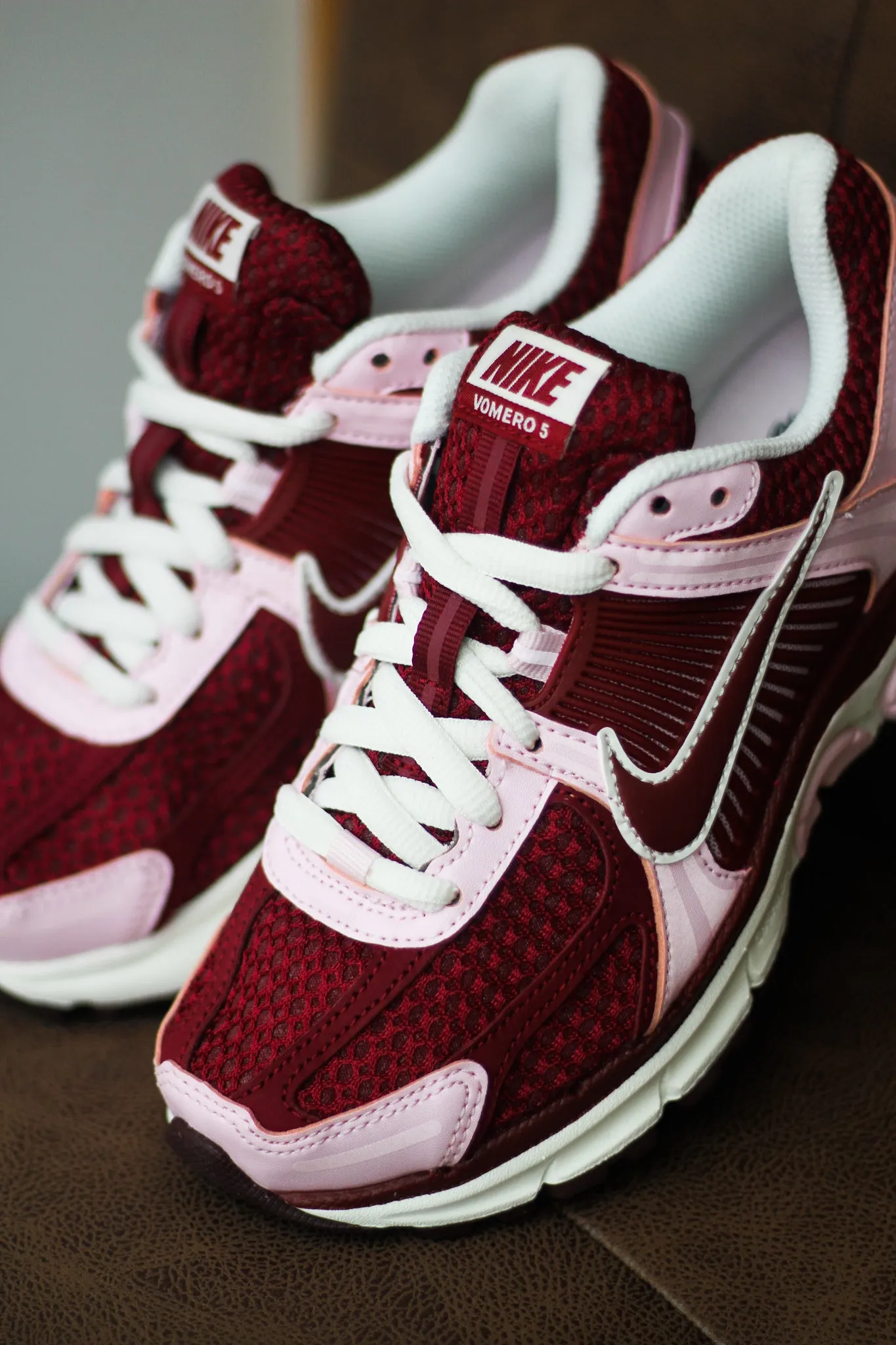 W VOMERO 5 PINK FOAM